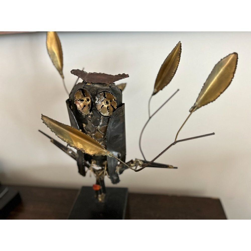 Vintage Hand-made Metal Sculpture OWL Pedestal Gallery Singed - Picture 5 of 14